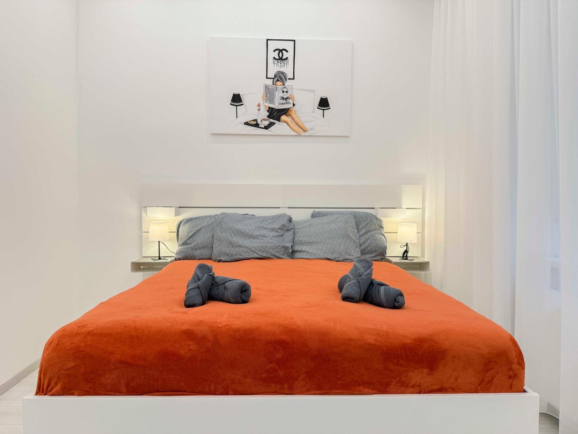 Izabellas Luxury Downtown Apartment