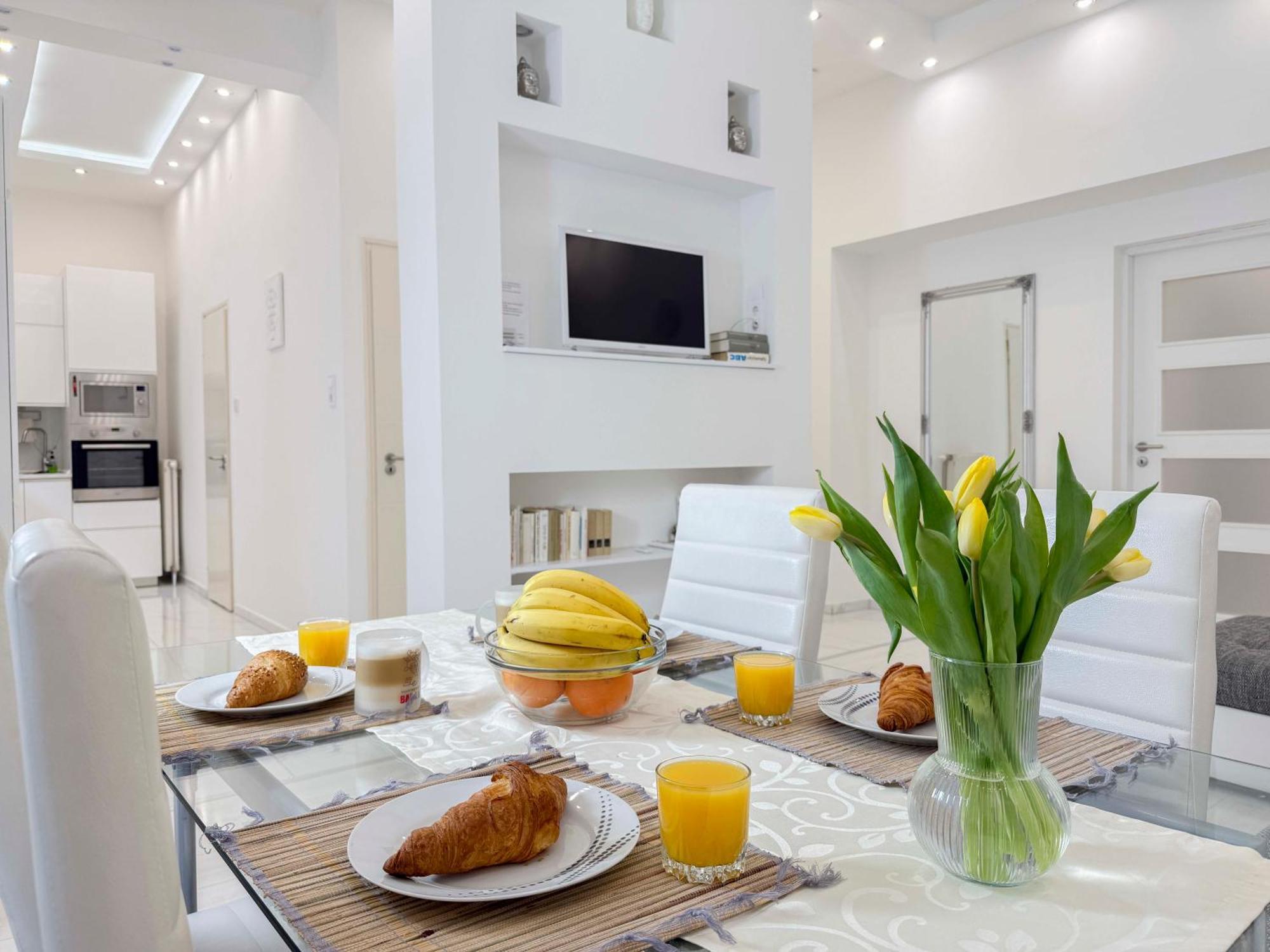 Izabellas Luxury Downtown Apartment Budapest